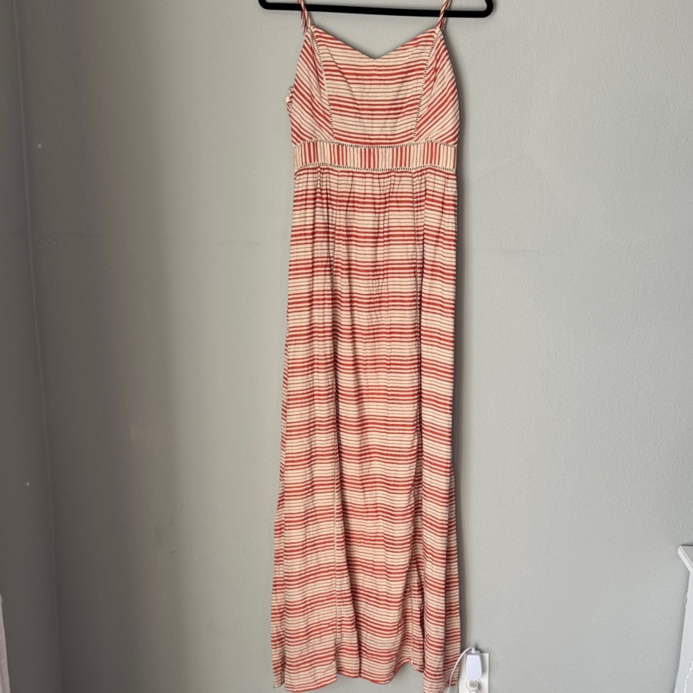 Chic Striped Maxi Dress in Burnt Orange and Cream